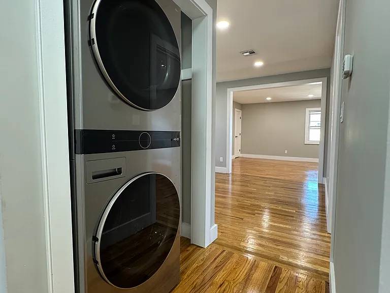 203 Westervelt Pl #2 — Photo 11