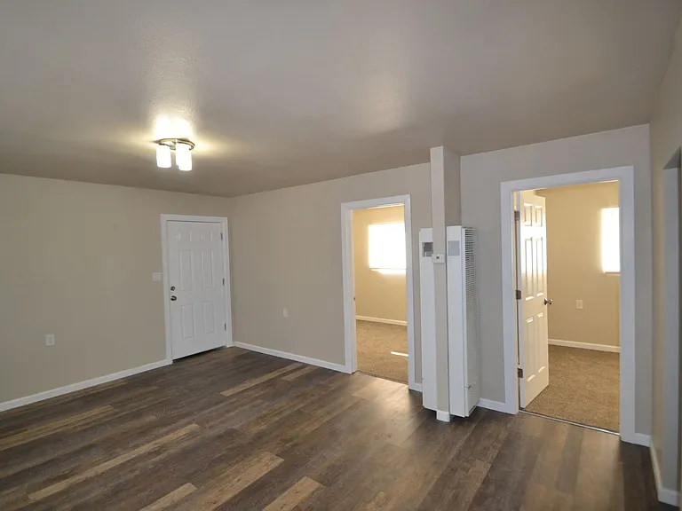 1140 Valley Manor Ct — Photo 5
