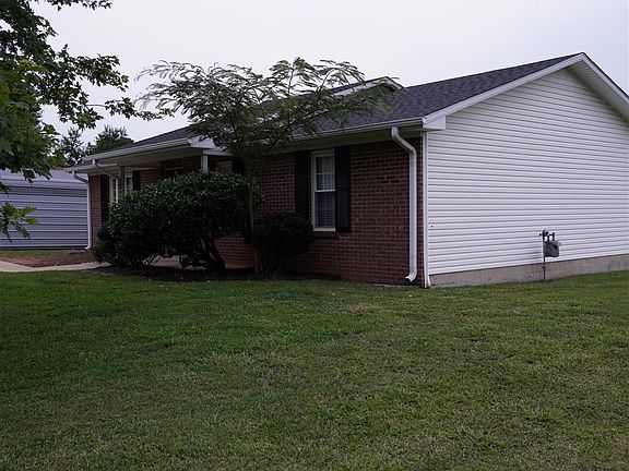 4th image of 258 Countrywood Pl