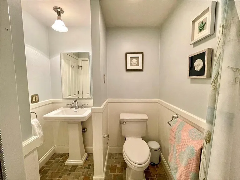 57 Green St — Photo 5