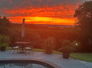 1819 W Belt Line Rd, Cedar Hill, TX 75104