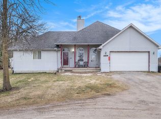 9265 N Linden Rd, Clio, MI 48420
