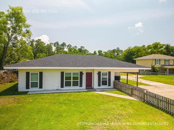 410 Old Spanish Trl, Waveland, MS 39576