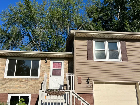 1459 Westview Dr, Coralville, IA 52241