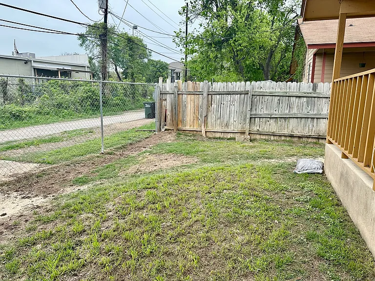 1307 Barbara Dr #B — Photo 26