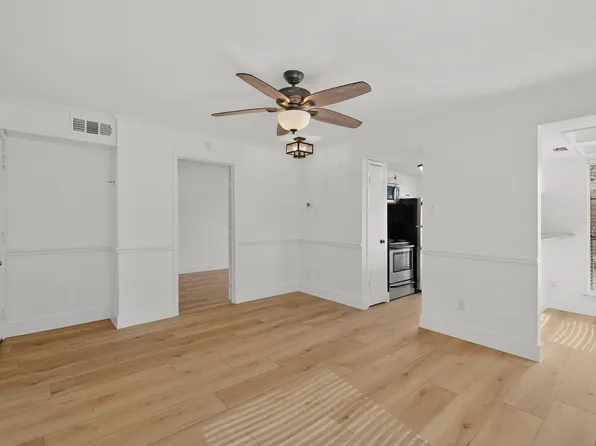 2003 Bennett Ave APT 201, Dallas, TX 75206