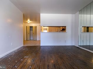 944 New Market St #1, Philadelphia, PA 19123