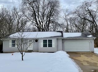 57451 NE Ce Dah Dr, Elkhart, IN 46516