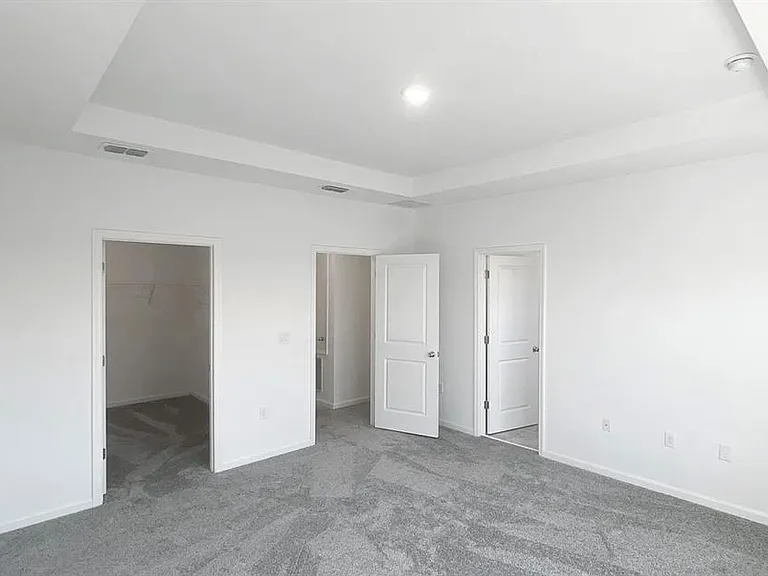 2562 Skyline Loop — Photo 17