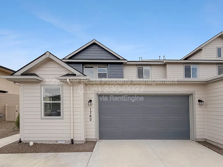 1760 N Big Star Ave — Photo 1