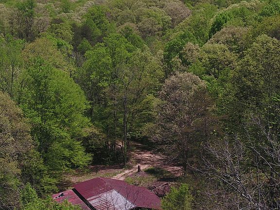 2nd image of 128 Jim Grasham Rd