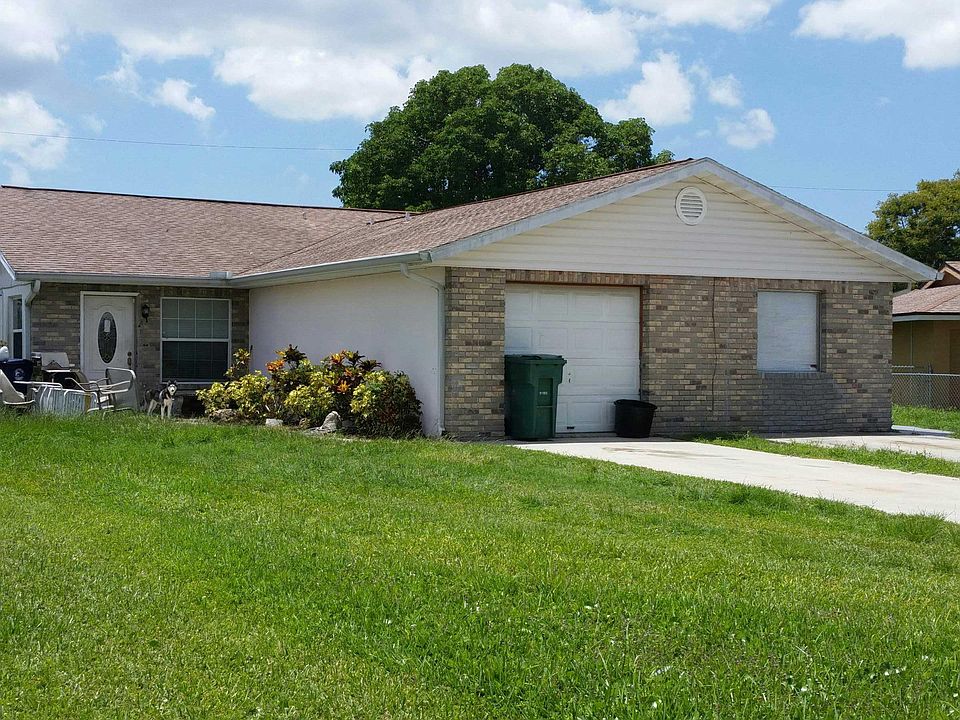 2nd image of 2413 14th Street Dr W #A