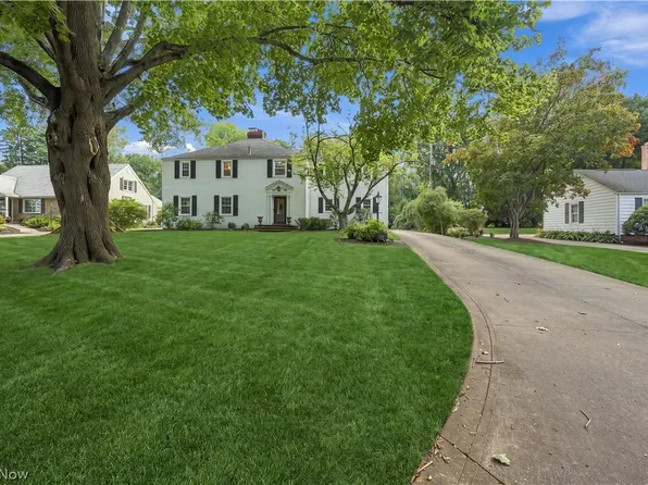 3448 Overhill Dr NW, Canton, OH 44718