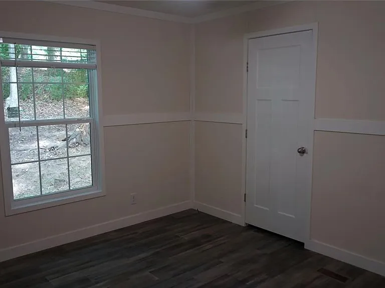 210 Woodland St — Photo 15