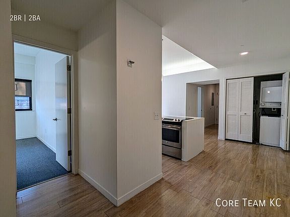 2nd image of 662 E 63rd St #103