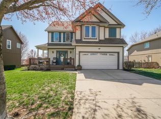 205 Shannon Ave, Smithville, MO 64089
