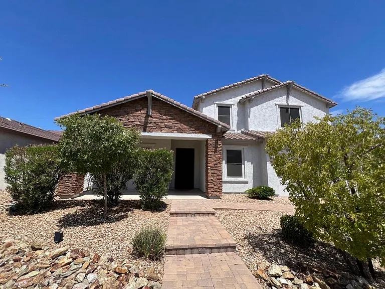 5826 W Plum Rd — Photo 1