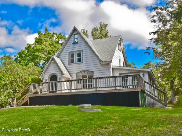 1504 Trinity Ct, Stroudsburg, PA 18360