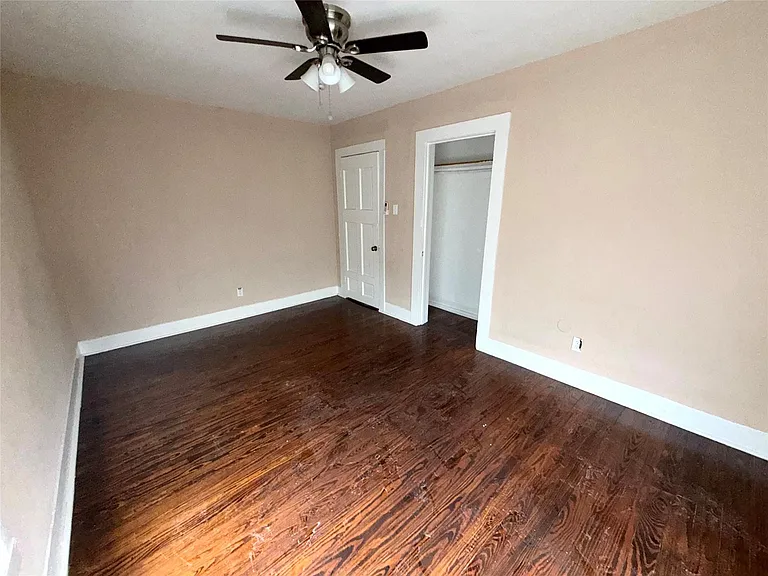 7018 Avenue F #3 — Photo 6
