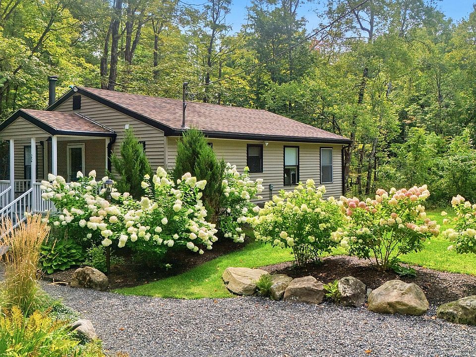 1st image of 22 Dawn Dr