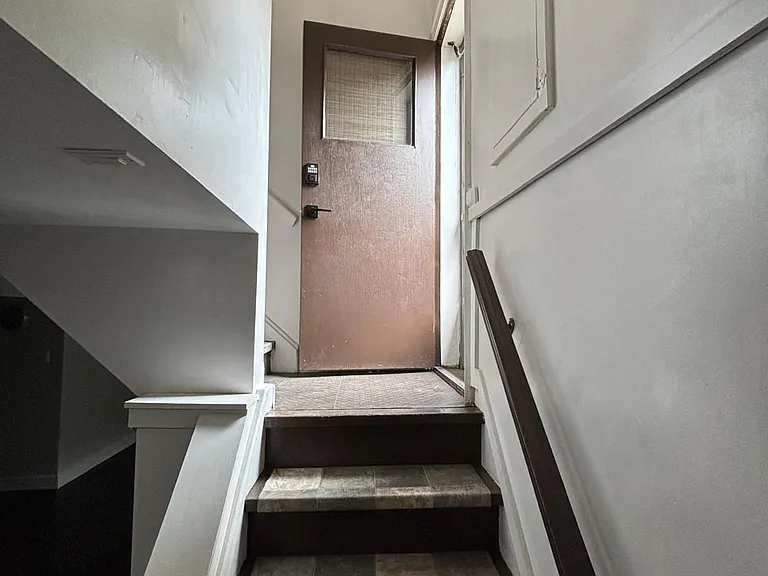 73 Farmbrook Rd #BASEMENT — Photo 28