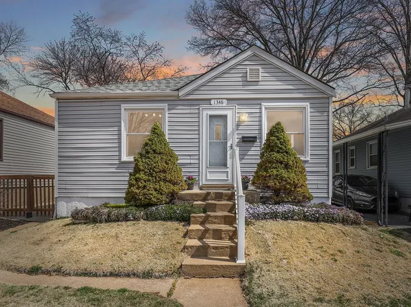 1346 Fairmount Ct, Saint Louis, MO 63139
