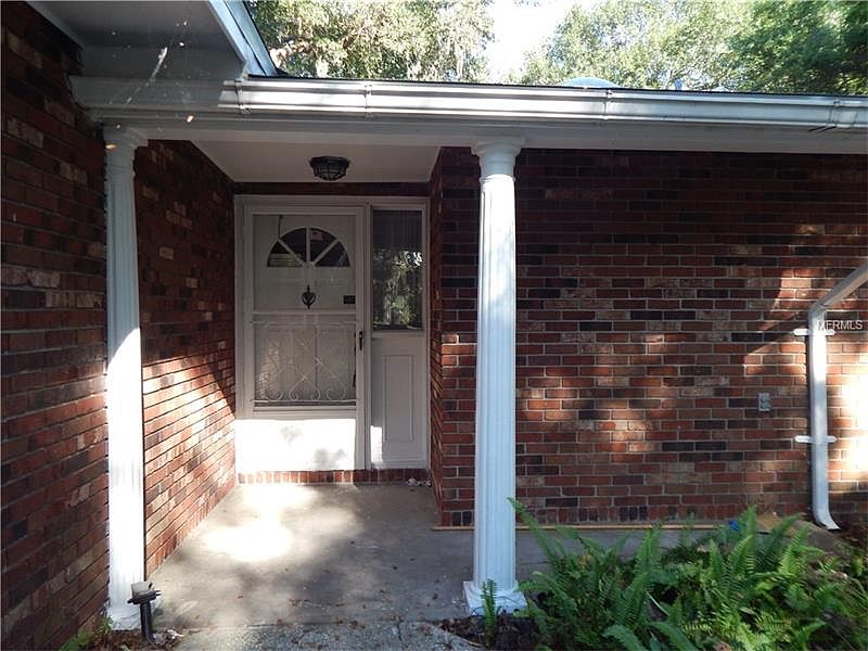 1st image of 43628 Sunset Dr