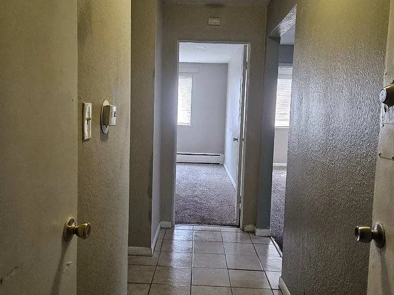 1363 Yosemite St #16 — Photo 5