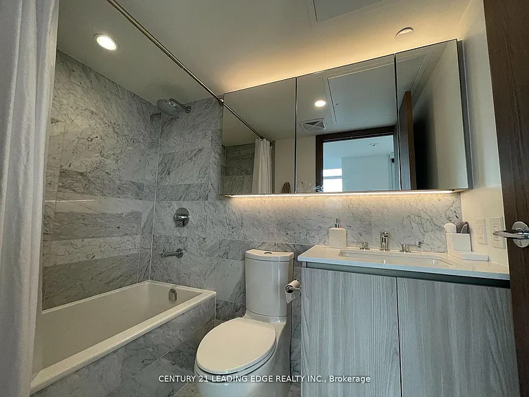 17 Bathurst St #1502 — Photo 23