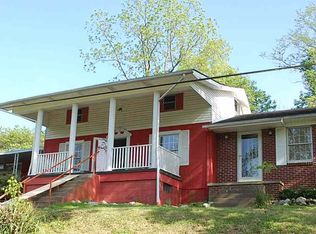 240 Old Fincastle Rd, Rose Hill, VA 24281