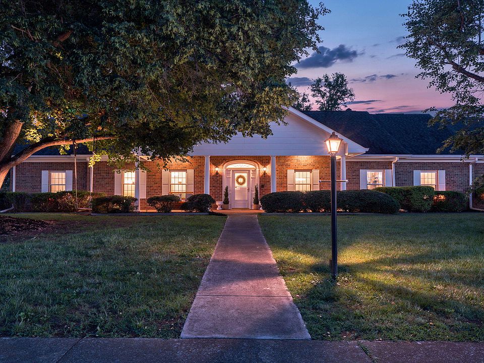 1st image of 4736 Sussex Ln