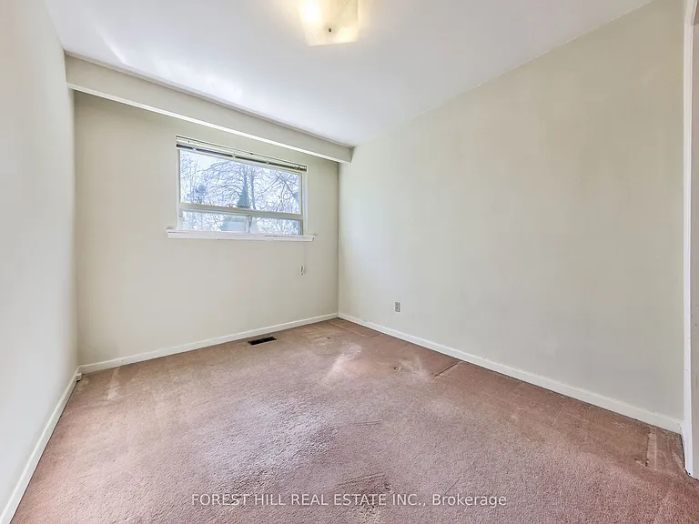 63 Hopperton Dr — Photo 18