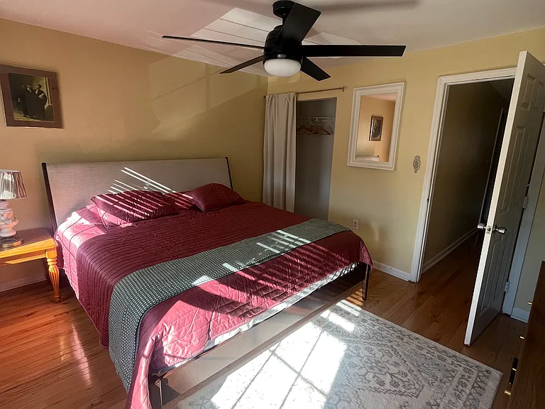 1511 Latona St — Photo 10