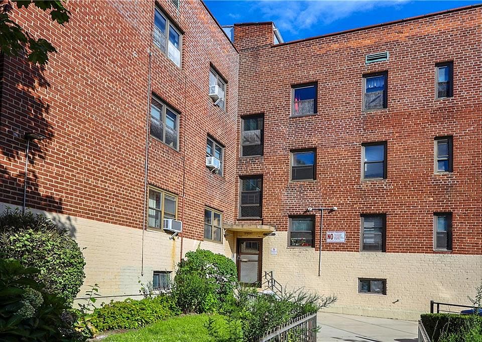 1st image of 8909 Bay 16th St APT 3D