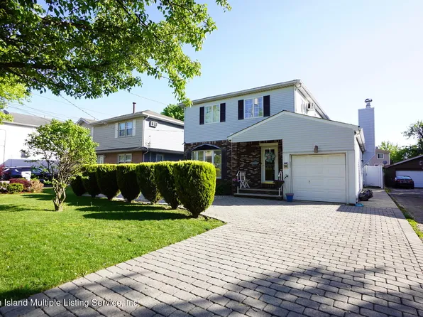 378 Alter Ave, Staten Island, NY 10305