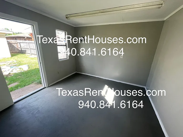 4602 Melody Ln — Photo 14