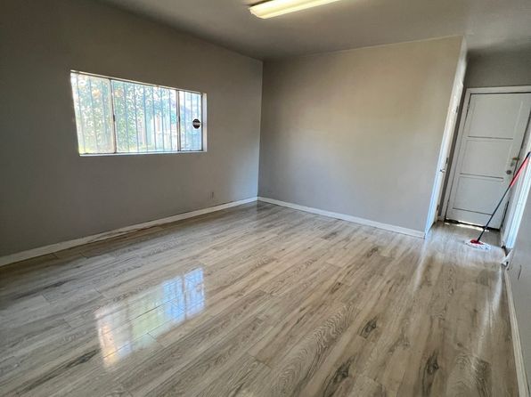 1529 N Genevieve St #1