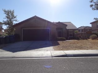 38320 Pioneer Dr, Palmdale, CA 93552