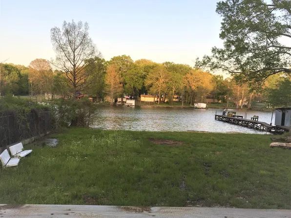 7 E Ridge Rd, Mayflower, AR 72106