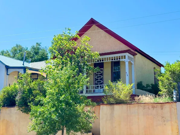 818 Douglas Ave, Las Vegas, NM 87701