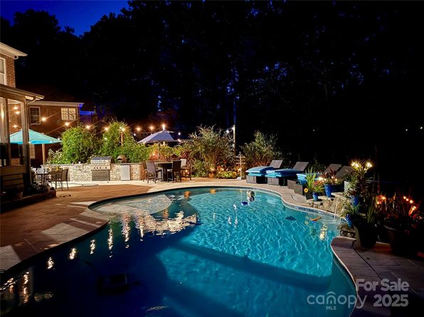19409 Laurel Glen Ave, Cornelius, NC 28031