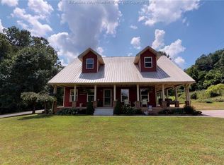 2396 Fulls Frk, Le Roy, WV 25252