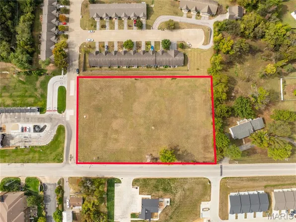 2550 E 5th St, Washington, MO 63090