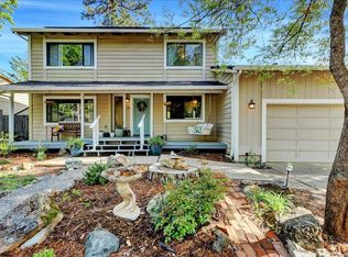 176 Celesta Dr, Grass Valley, CA 95945