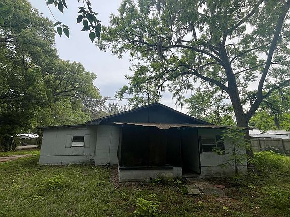 5th image of 538 SE Lomond Ave