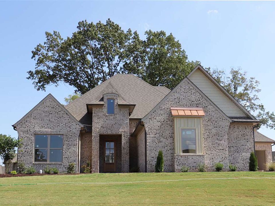 1st image of 75 Lake Breeze Dr