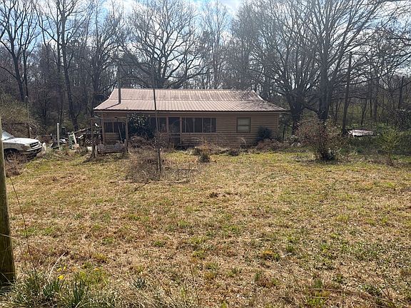 2nd image of 256 E Paoli Rd