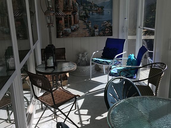 Enclosed porch