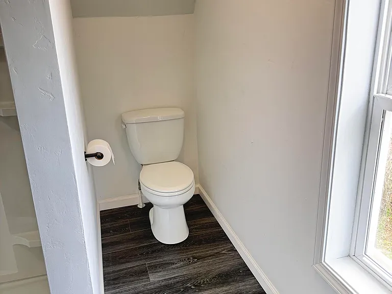 332 2nd St #332 — Photo 23