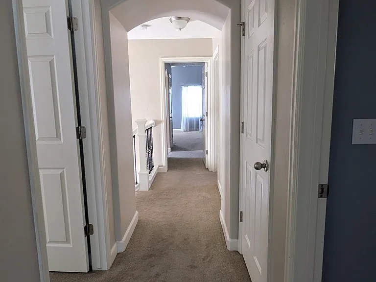 10241 S Clarks Hill Dr — Photo 10